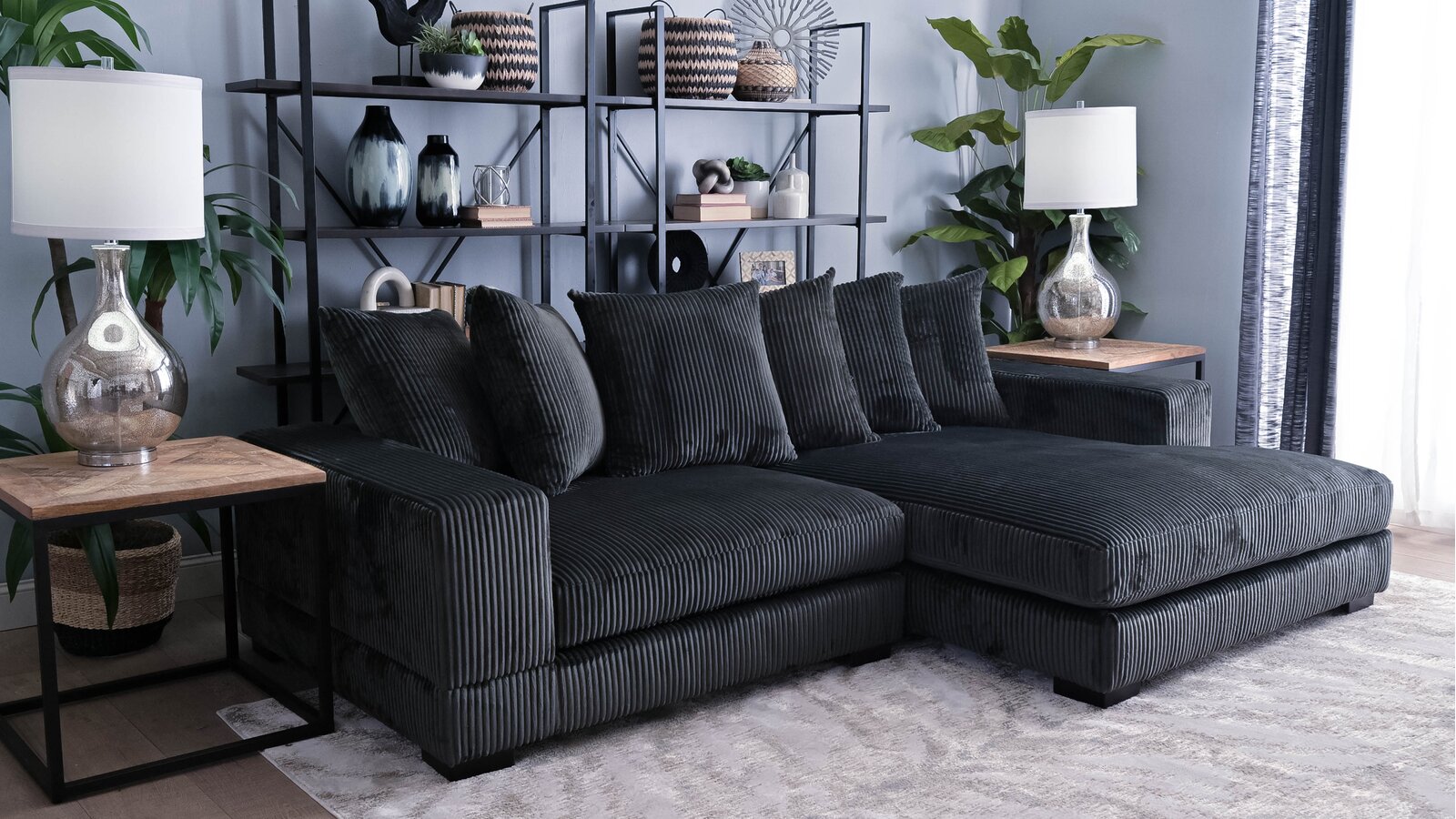 【Furniture】Luxe 2 - Piece Upholstered Chaise Sectional