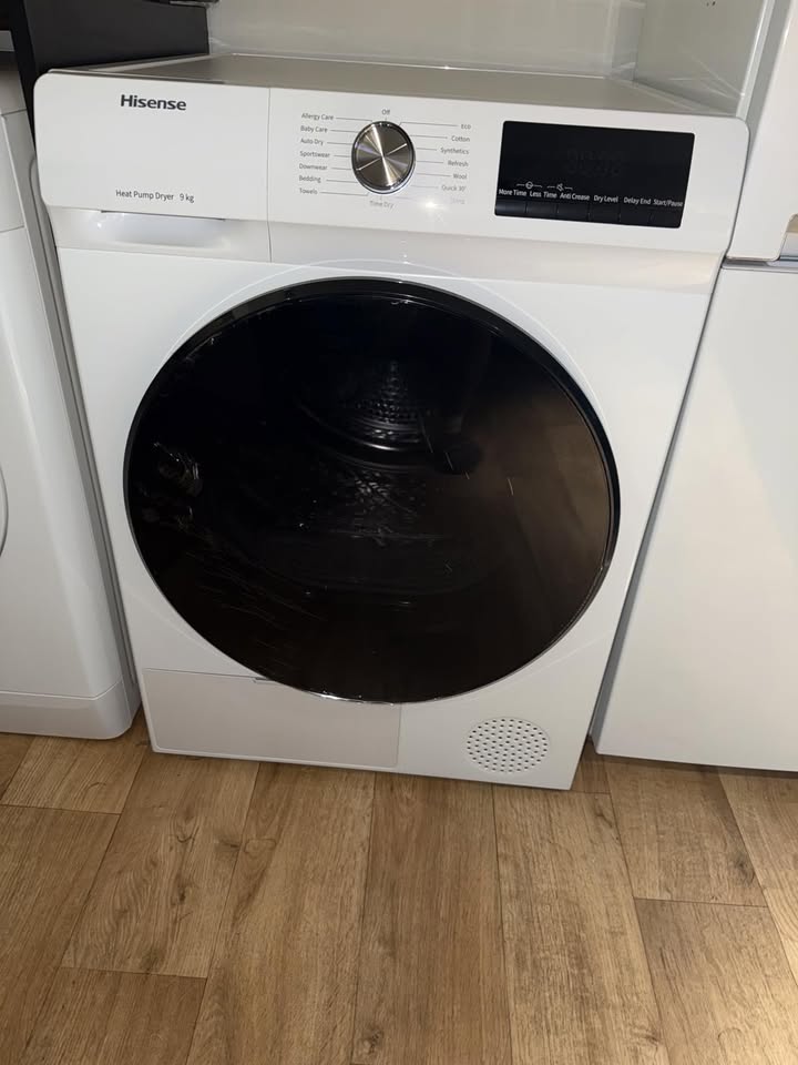 Hisense DH1Q802BW2 freestanding front-loading tumble dryer, 60 cm, heat pump